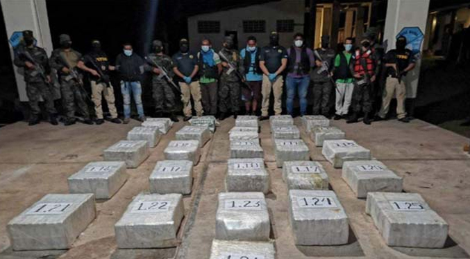 Detenidos 4 venezolanos con 700 kilos de cocaína en Honduras