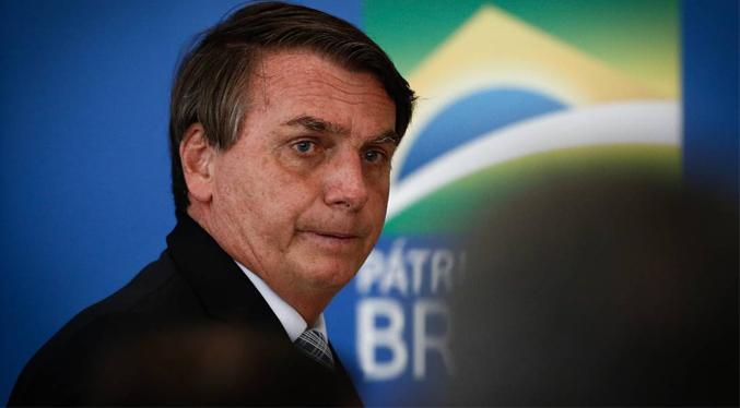 Piden investigar a Bolsonaro por “crímenes contra la salud pública”