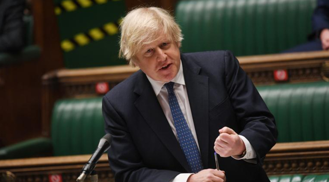 Johnson: Gran Bretaña debe aumentar la capacidad de ataques cibernéticos