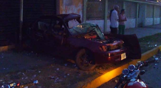 Choque entre una Expedition y un Corolla deja un muerto y cinco heridos en Ciudad Ojeda