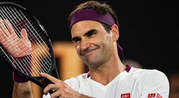 Federer reaparece con victoria en el torneo de Doha