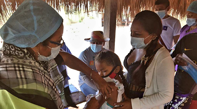 Gobernación lleva jornada de inmunización y desparasitación a Guajira