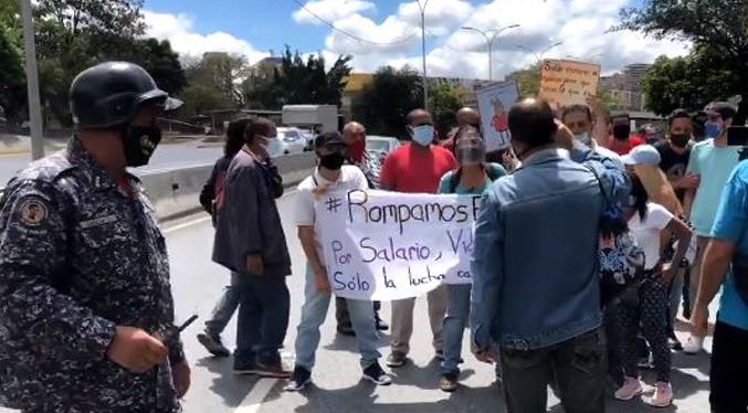 Trabajadores de la UCV protestan en Caracas