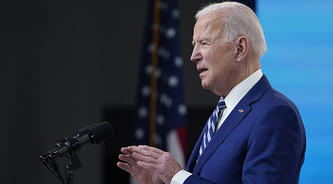 Biden anuncia plan de empleo billonario a financiar con subida de impuestos