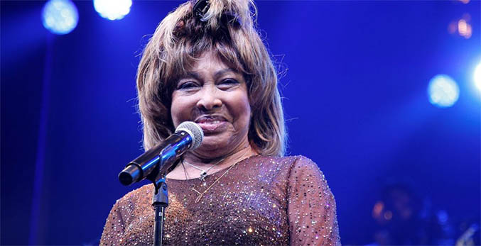 Tina Turner, un huracán herido