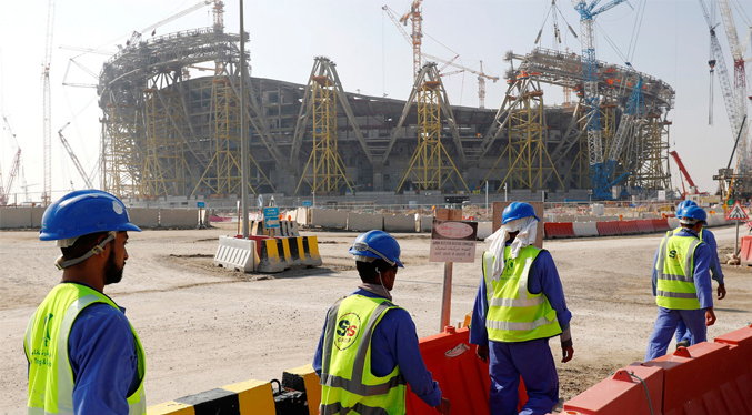 Amnistía pide a FIFA que presione a Catar sobre derechos de trabajadores
