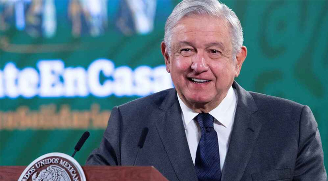 Según informe AMLO miente o da datos inexactos 80 veces en cada una de sus conferencias