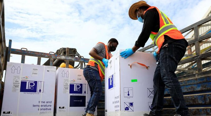 Desde la ONU instan a los países ricos a donar el exceso de vacunas COVID-19