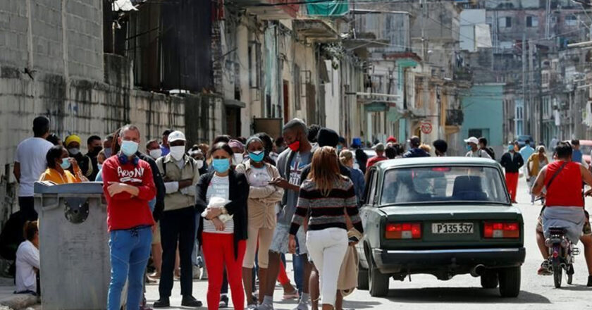 Cuba confirma que en el país circulan cinco variantes