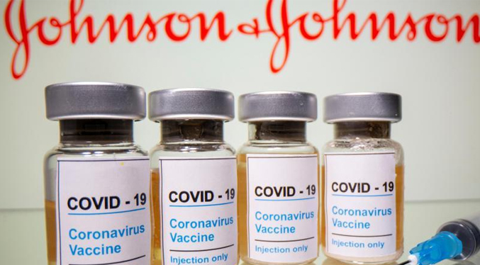 Sudáfrica suspende de forma temporal vacunación con Johnson & Johnson