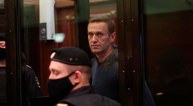 Trasladan a opositor ruso Navalny a un hospital para reclusos