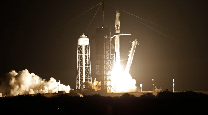SpaceX envía la segunda misión tripulada hacia la Estación Espacial Internacional