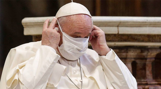 El Papa pide compartir las vacunas contra el COVID-19 con países pobres