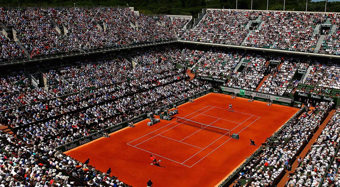 Francia no descarta un nuevo aplazamiento del Roland Garros