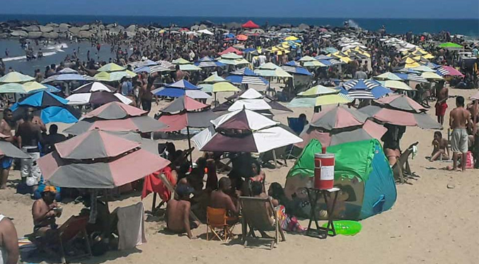 Autorizan el disfrute de playas este fin de semana en La Guaira