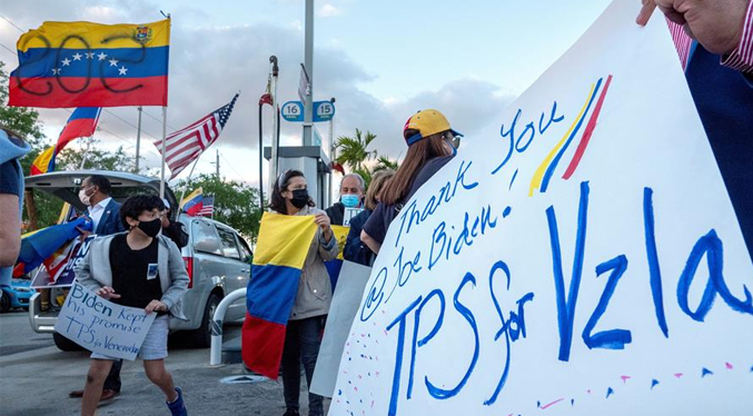 Venezolanos en EEUU pedirán apoyo de alivio migratorio