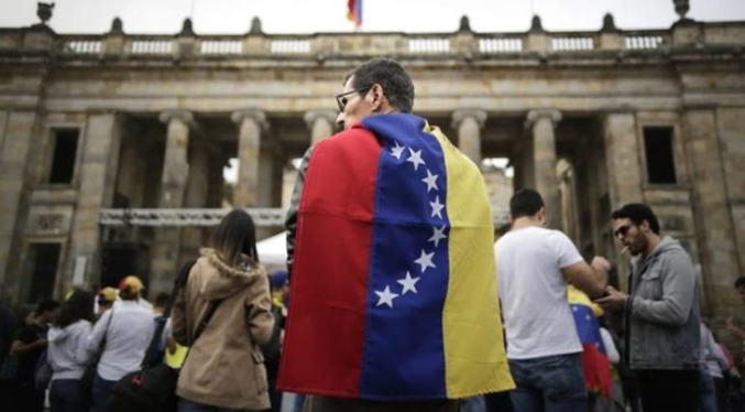 Más de 70 % de los venezolanos en Colombia no planea retornar al país
