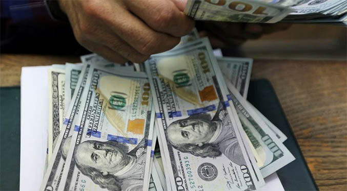Dólar paralelo rompe nuevo récord al superar los dos millones 200 mil bolívares
