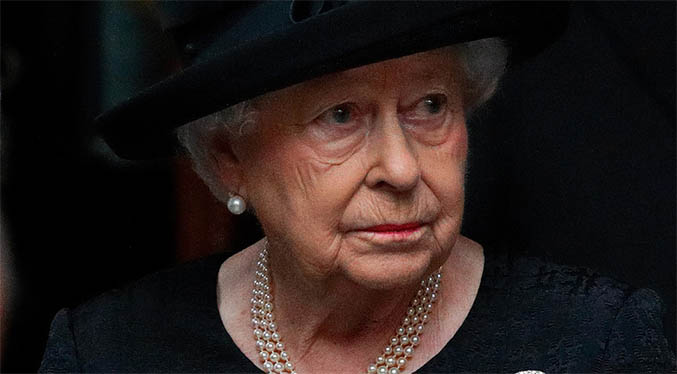 Conoce cómo la reina Isabel II afronta la muerte de su esposo 