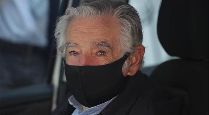 Mujica ruega a los peruanos unirse contra Fujimori
