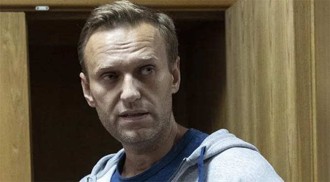 Navalni pierde ocho kilos desde que inició su huelga de hambre