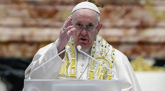 Papa pide sanar «las relaciones dañadas» con la naturaleza