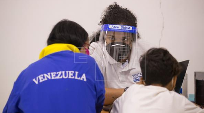 Abren oficinas en República Dominicana para facilitar regularización a venezolanos