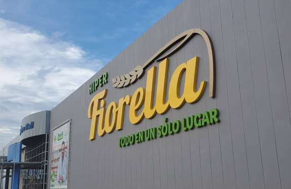 Fiorella Supermarket potencia FARMAFIORELLA: amplia disponibilidad de medicamentos para el bienestar de la familia Zuliana