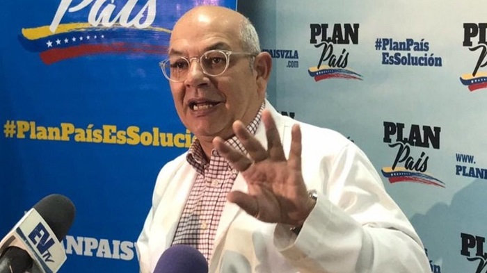 Julio Castro: El país necesita un millón de vacunas semanales para llegar a la meta