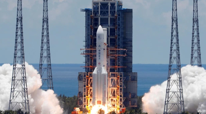Jefe de la NASA afirma que China es un rival «muy agresivo» en exploración espacial