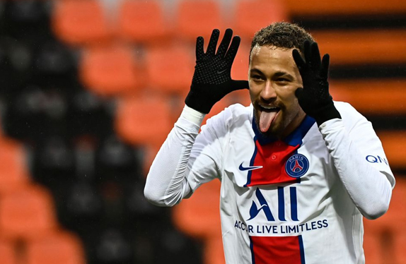 Neymar califica de “absurda y mentirosa” la versión dada por Nike