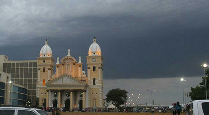 Nubosidad y precipitaciones de intensidad variable en el país para este domingo