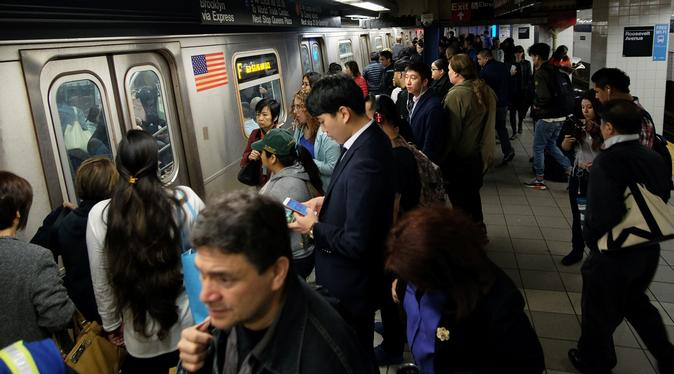 Usuarios del Metro de Nueva York podrán vacunarse gratis