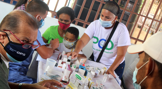 PCD beneficia con jornada social a vecinos de Guacaipuro en Venancio Pulgar