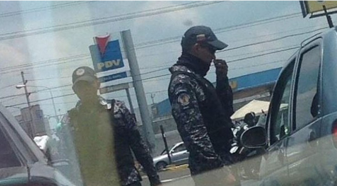 Gobernador del Zulia ordena «poner los ganchos» a dos policías de San Francisco