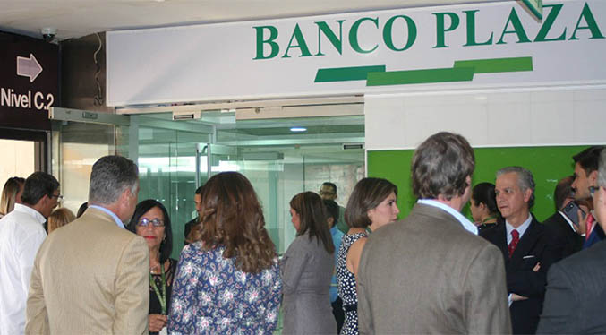 Banco Plaza lanza servicio de compra y venta de divisas a través de un SMS