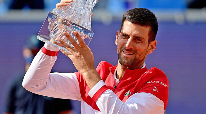 Djokovic levanta en casa su título ATP número 83