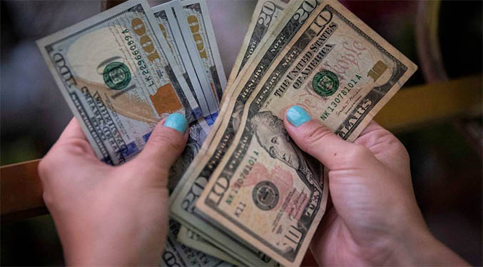 Dólar paralelo supera la barrera de los tres millones de bolívares este 13-M