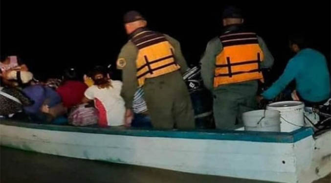 Detienen a 61 venezolanos que zarparon de Delta Amacuro hacia Trinidad y Tobago