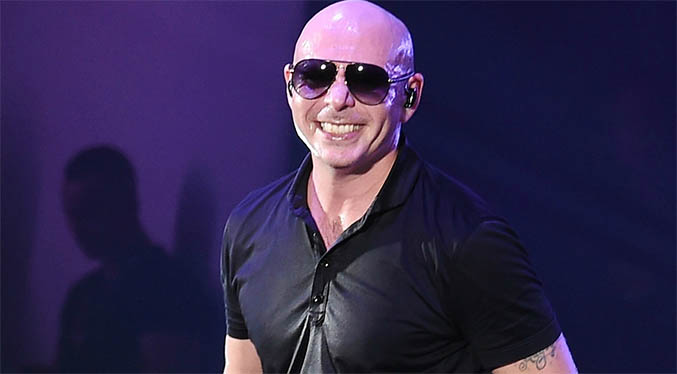 Pitbull lanza nuevo sencillo ‘2 The Moon’