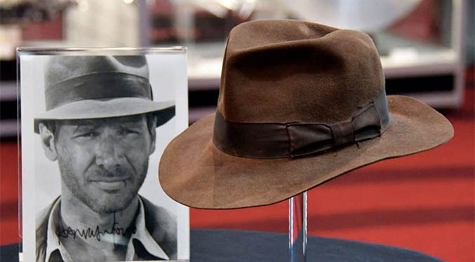 Subastan en Los Ángeles el sombrero de Indiana Jones
