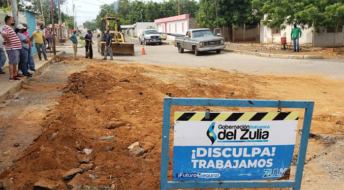 Gobierno del Zulia recupera tubería para mejorar distribución de agua en Sierra Maestra