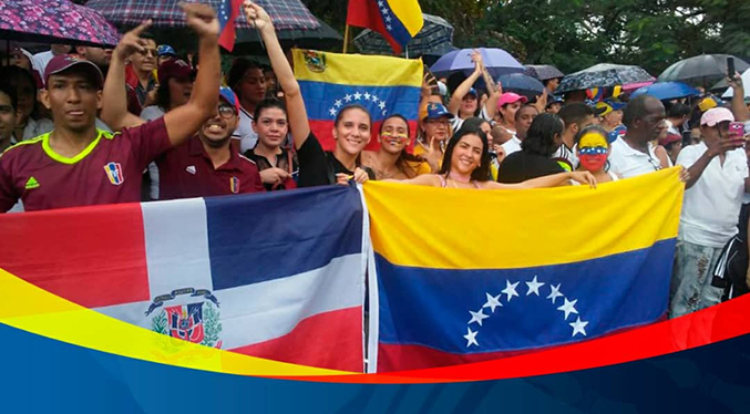 Casi 43.000 venezolanos buscan regularizarse en República Dominicana