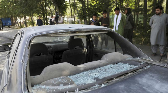 Once muertos por una bomba caminera en Afganistán