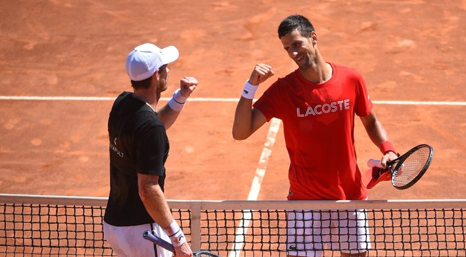 Djokovic y Swiatek avanzan a cuarta ronda en Francia