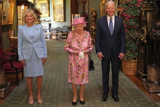 La reina Isabel II recibe a Joe y Jill Biden en el castillo de Windsor