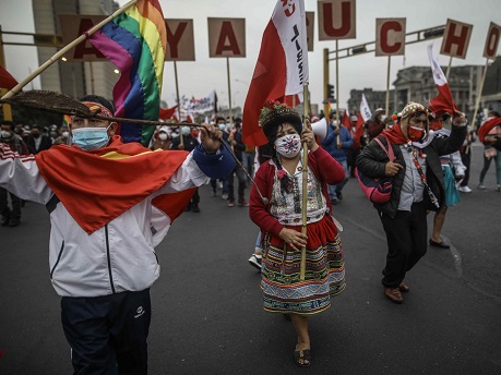 Dos de cada cinco peruanos cree que elecciones presidenciales fueron limpias