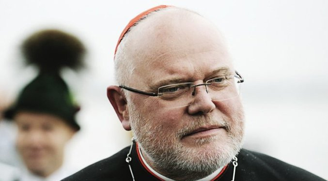 El cardenal alemán Reinhard Marx presenta su renuncia al papa Francisco por escándalo de abusos