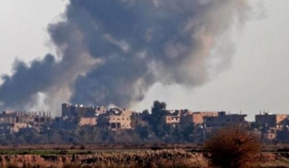 Fuentes militares de Siria reportan al menos siete muertos en el bombardeo de EEUU