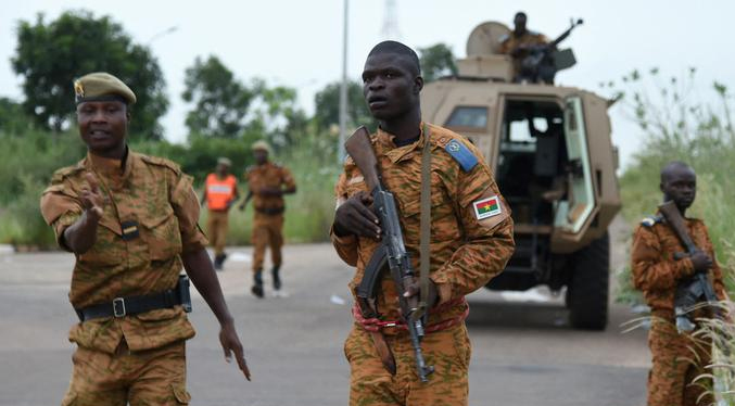 Al menos cien civiles muertos en el peor ataque en años en Burkina Faso